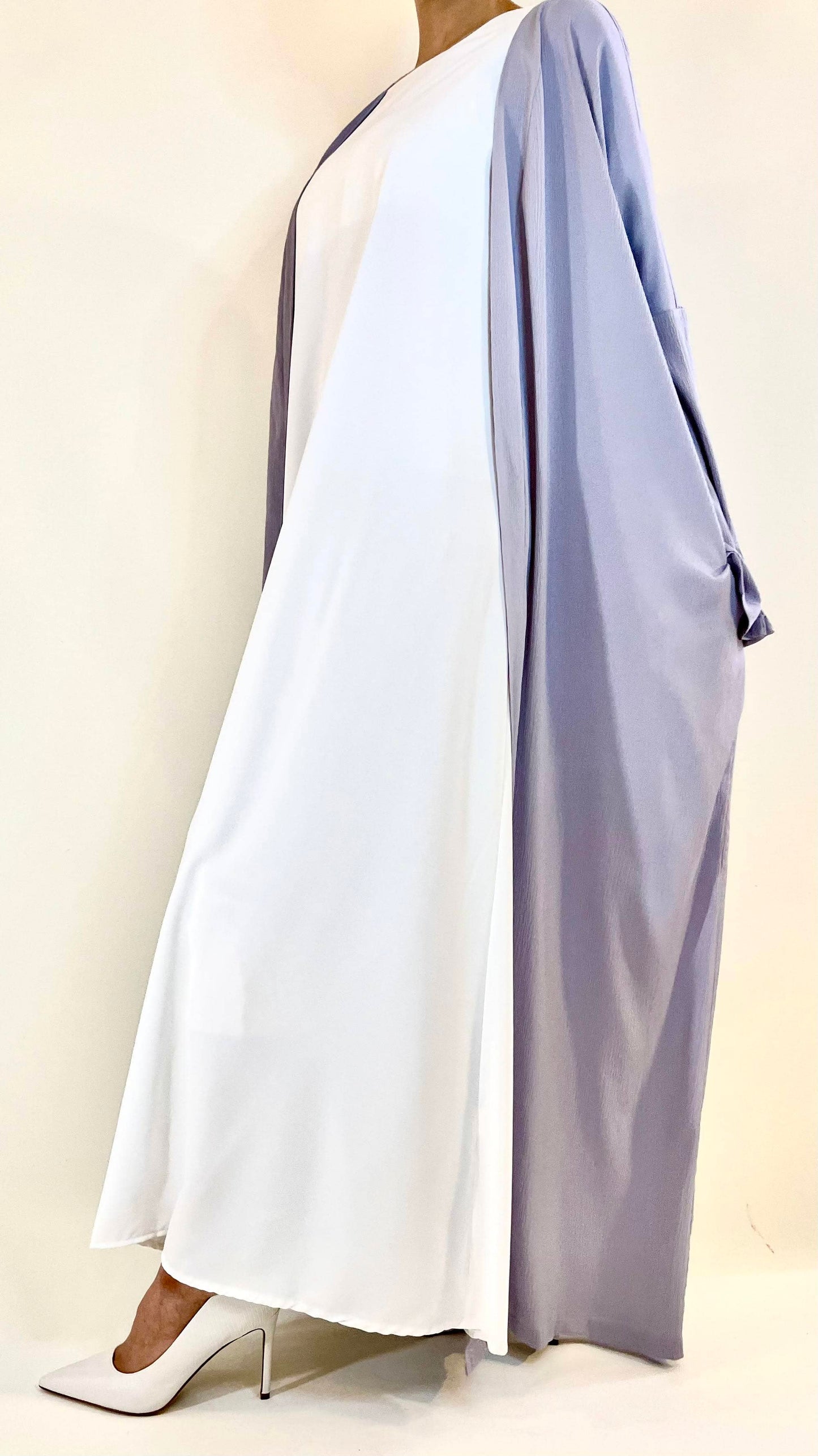 KIMONO GRIS, TEXTURÉ SATINÉ